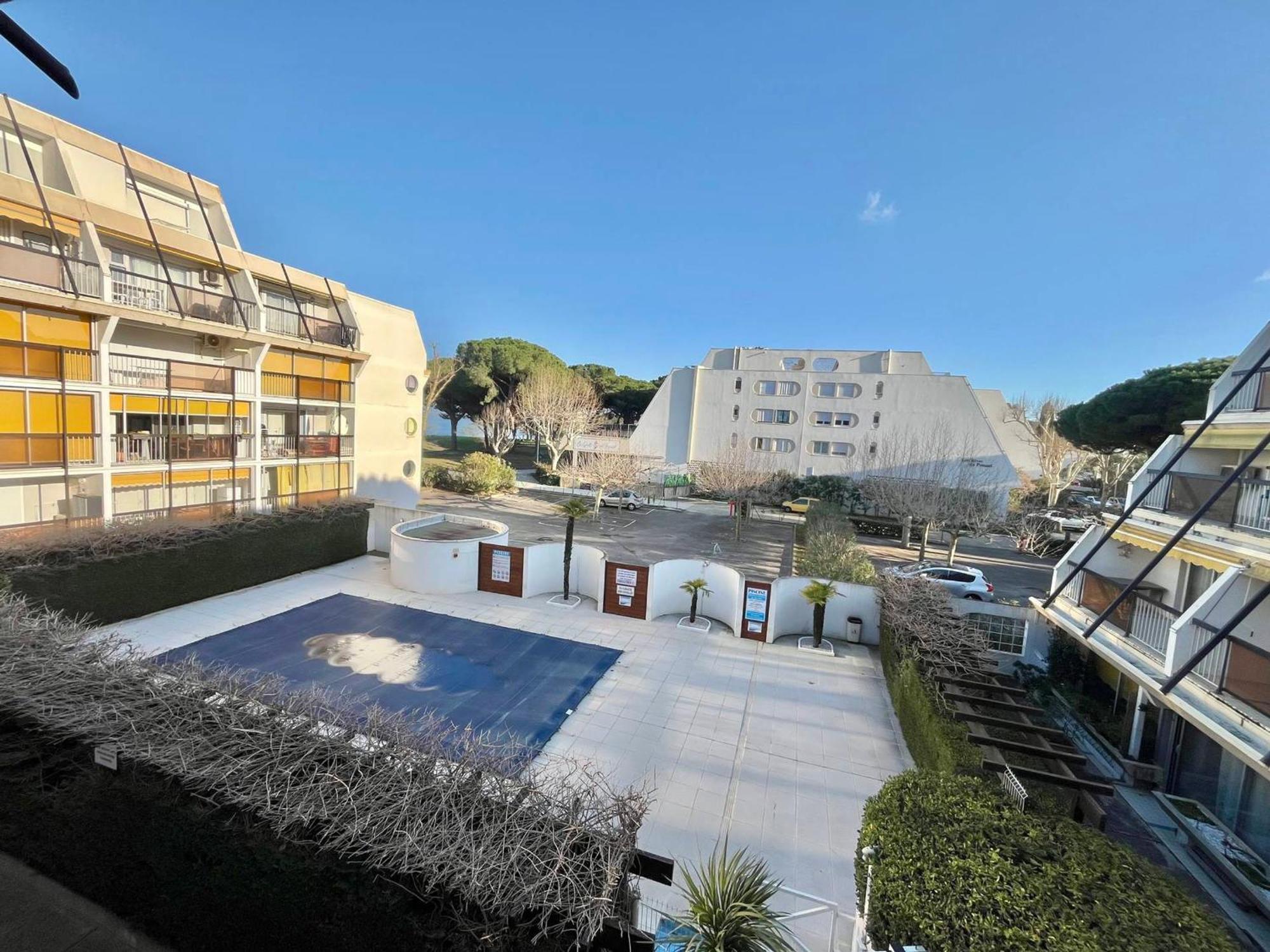 Apartment 4 Pers Avec Piscine A Motte - Fr-1-716-84 *